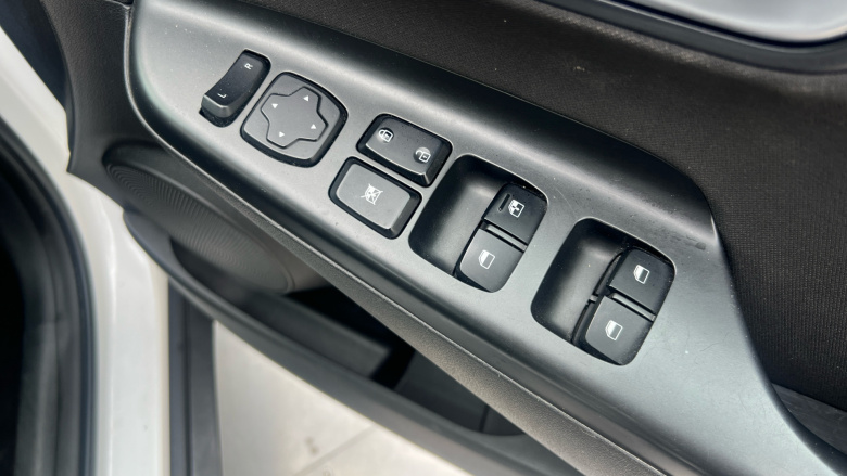 Hyundai Kona 1.0 TGDi 48V MHEV SE Connect 5dr Petrol Hatchback